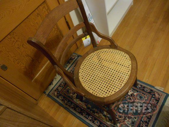 Wicker seat rocking chair_2.jpg